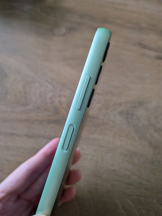 Telefon komórkowy Samsung Galaxy A05s etui ładowarka