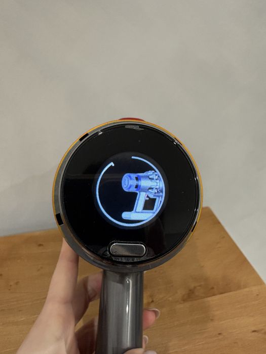 Motor Dyson V12 com avaria