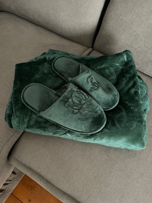 Набір плєд і тапочки від оріфлейм
