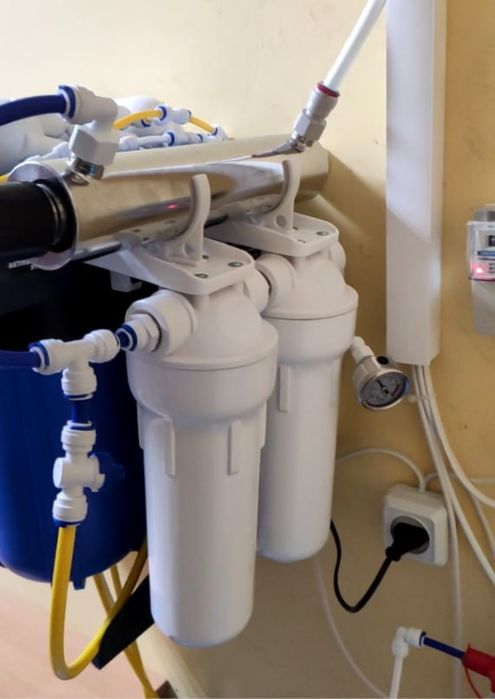 Водомат. Вендінговий апарат з очищення та продажу води Gwater