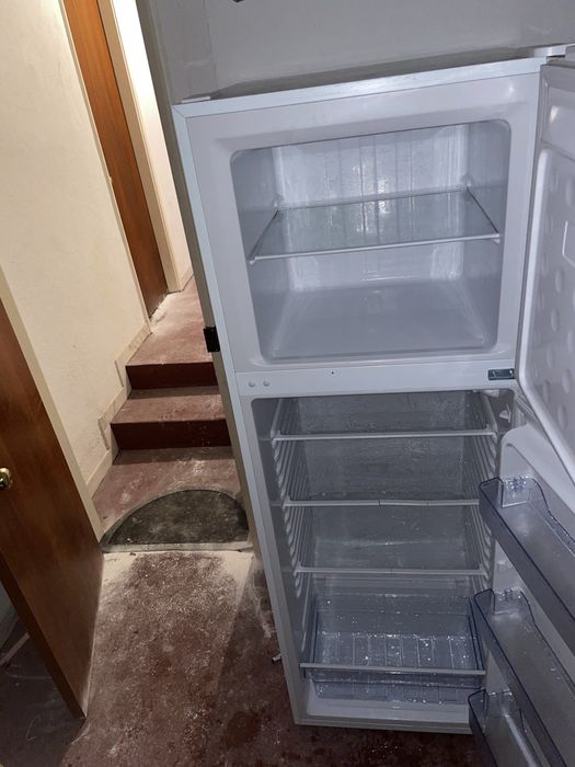 Frigorifico usado como novo