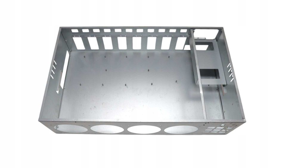 Obudowa koparki kryptowalut 8 kart graficznych BOX