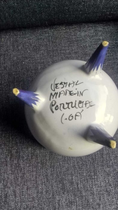 Panela pote tripé marca Vestal, Alcobaça