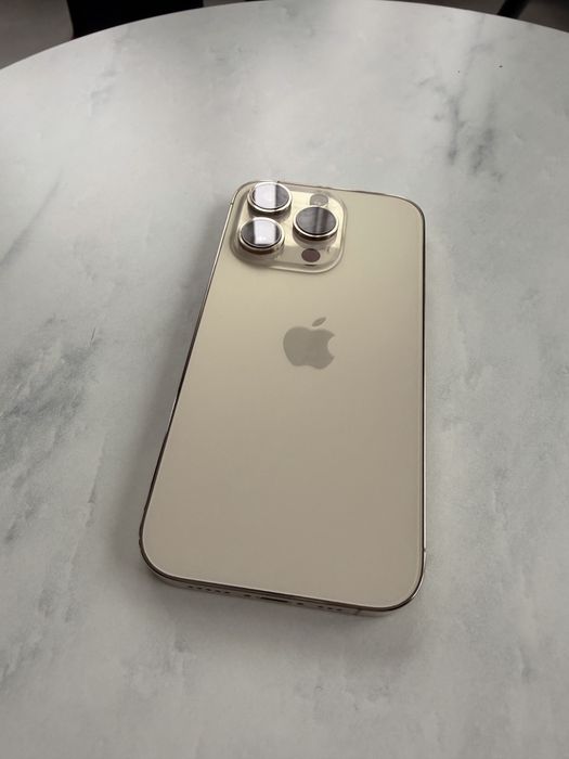 telefon iPhone 14 Pro