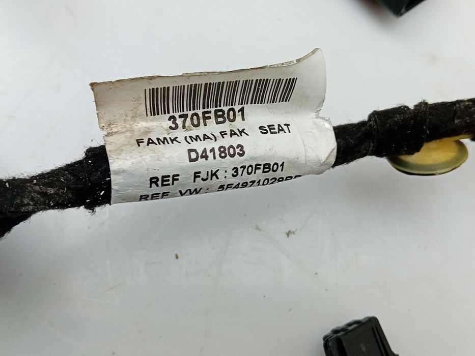 Instalação pára-choques frente SEAT Leon (5F1)