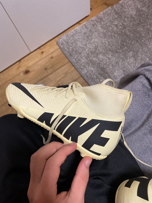 Chuteiras Nike Mercurial