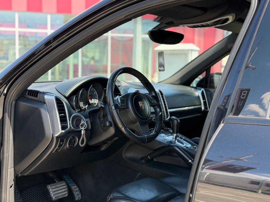 Porsche Cayenne 2012 у кредит, розстрочку, на виплату.