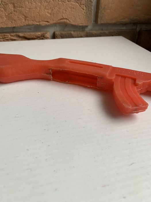 Іграшковий автомат зброя