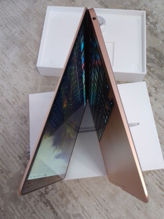 Макбук air 13 Gold