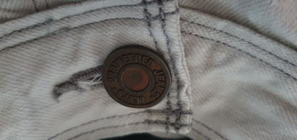 Krótkie spodenki męskie LEVIS rozmiar L