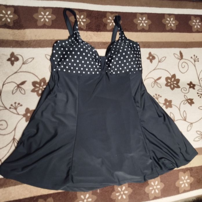 Strój kąpielowy jednoczęściowy z sukienką rozmiar XL stan idealny