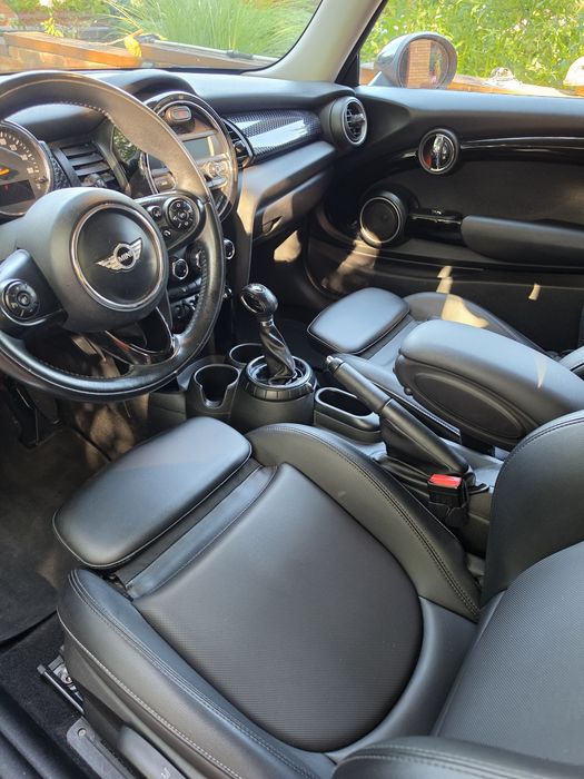 Mini Cooper S   F56