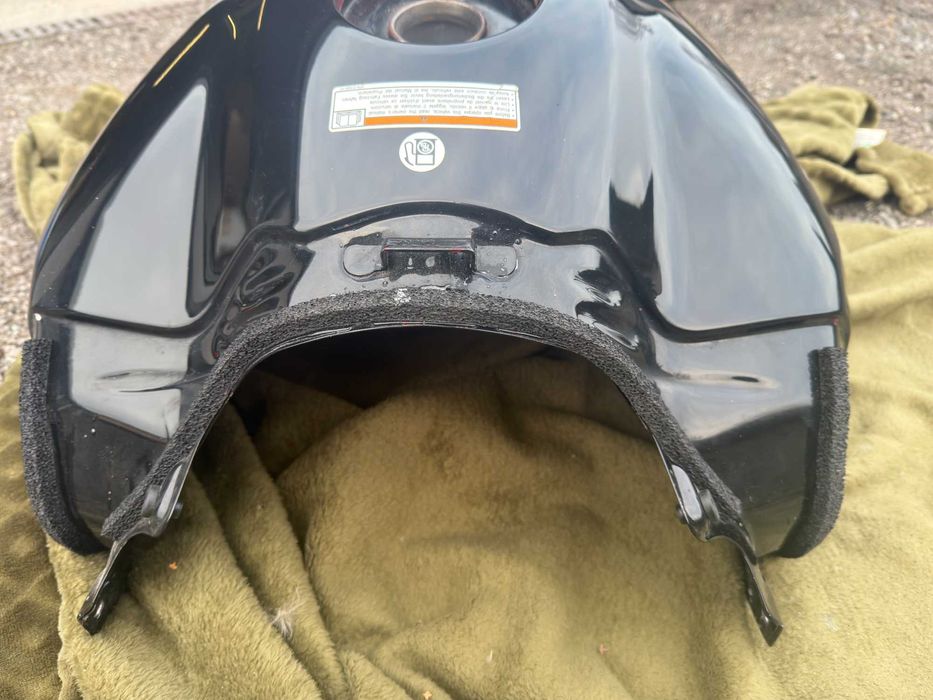 Yamaha FZ1 Bak (lakierowany)