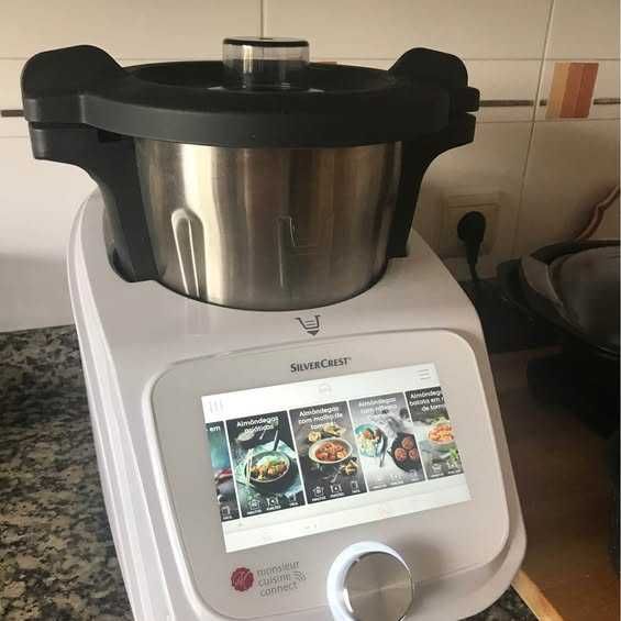 Monsieur Cousine Connect (equivalente à Bimby TM6)