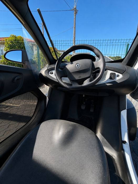 Renault Twizy 2014 — 100% Elétrico