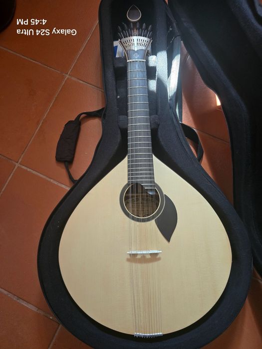 Guitarra Portuguesa