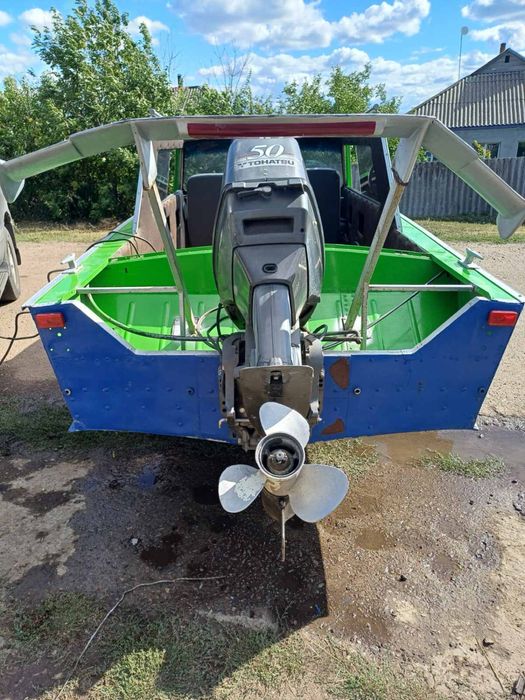 Моторна лодка Прогрес - 4 з мотором Tohatsu 50 к.с.