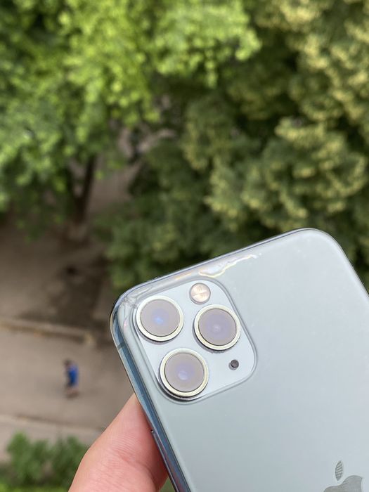 Продам Iphone 11 pro 64gb 100% midnight green