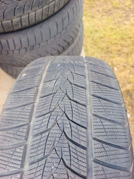 Opony Imperial Snowdragon UHP 235/40R19