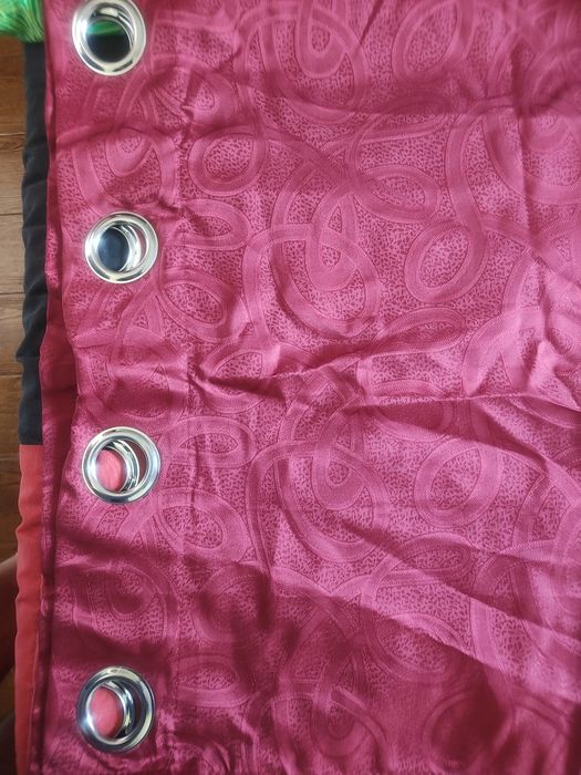 Cortinas vermelhas