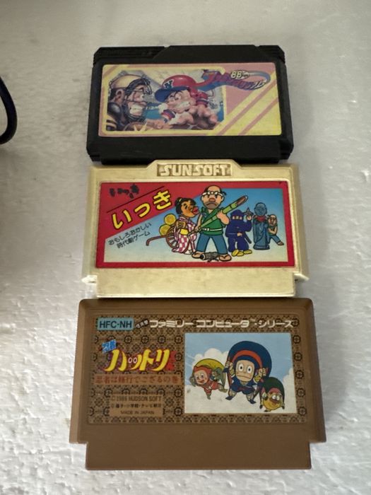 Konsola Nintendo Famicom - mod AV, zasilacz, gry - japoński Pegasus