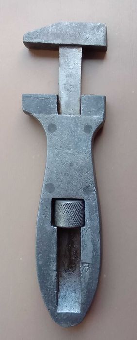 Немецкий мотоцикл вермахта Разводной ключ для мотоцикла