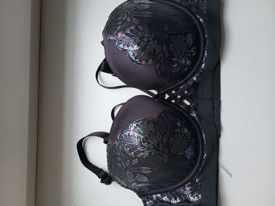 Новый нарядний бюстгалтер George 36 С