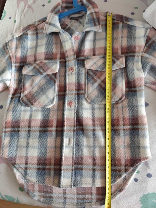 Piękna ciepła kurtka koszulowa 134 destination