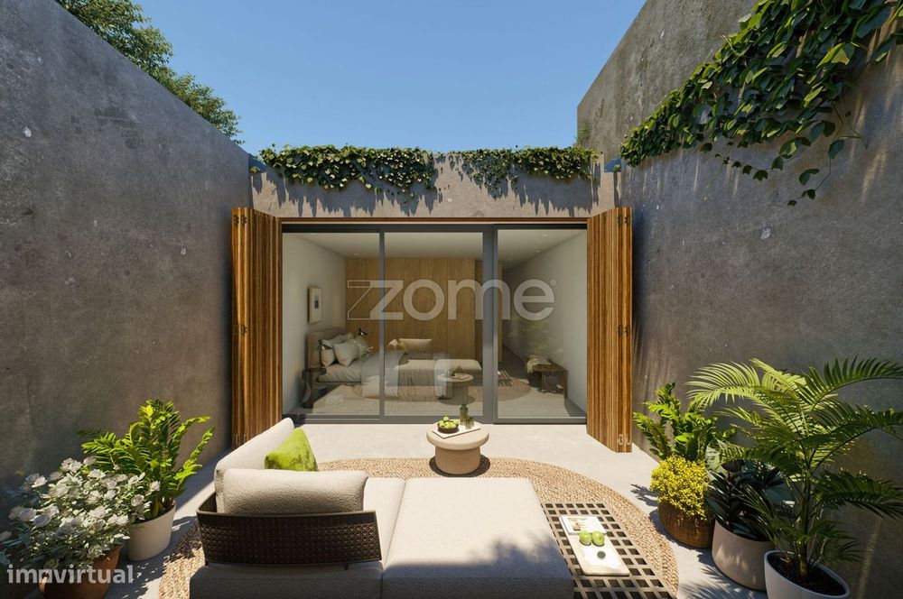 New Detached House with Patios and Parking – Brito Beach, São Félix da Marinha