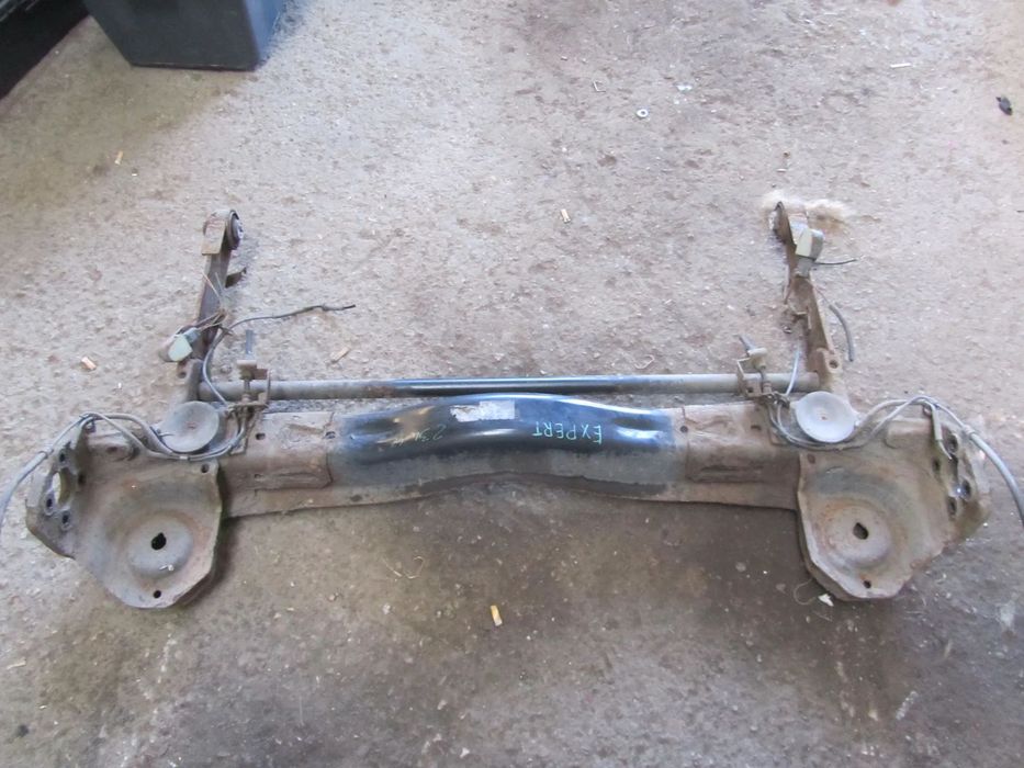 citroen jumpy expert scudo 1.6 hdi belka zawieszenia tył