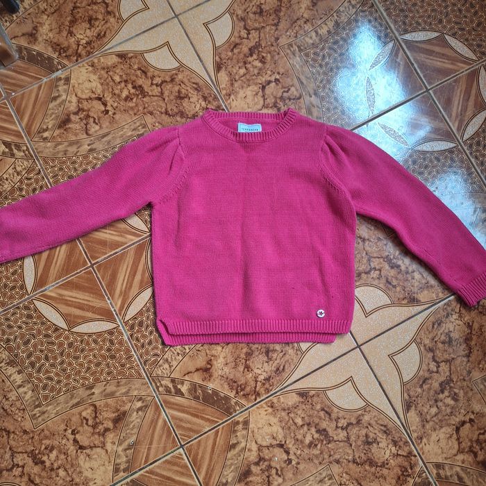 Продам светер дитячий