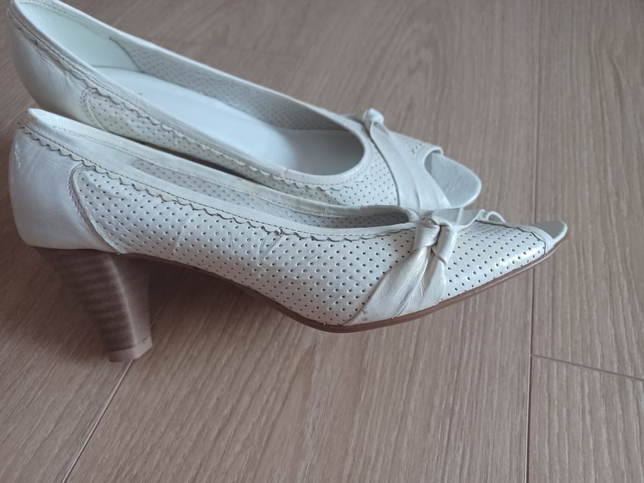 Buty damskie r. 39