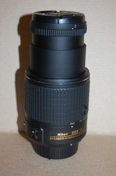Об'єктив Nikon DX AF-S Nikkor 55-200mm 1:4-5.6GII ED VR II