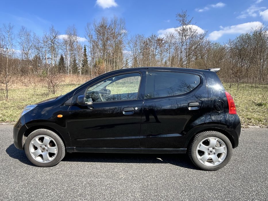samochód Suzuki Alto
