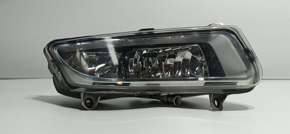 FAROL DE NEVOEIRO DIREITO VOLKSWAGEN POLO (6R1) ADVANCE