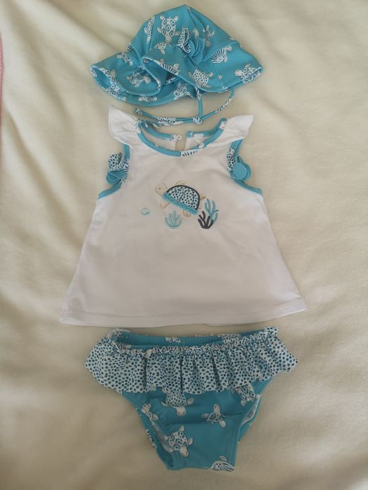 Conjunto roupa bebé praia
