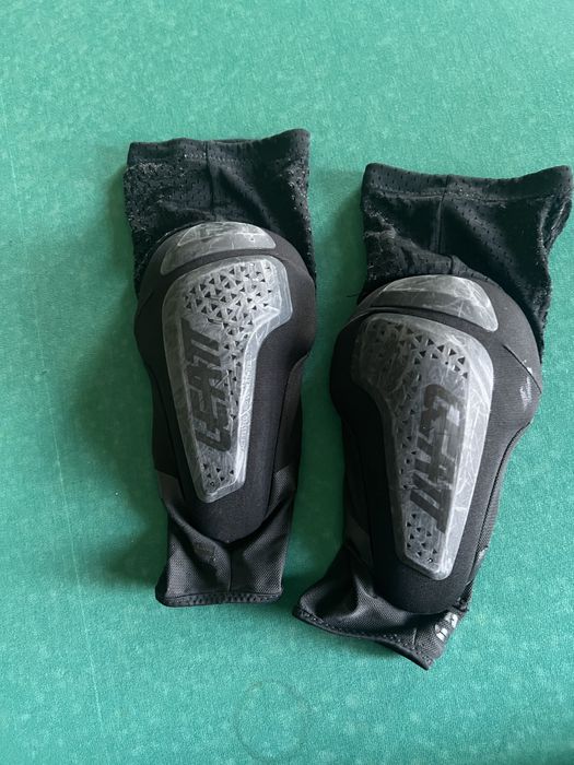 Налокотніки  Leatt 3df 6.0