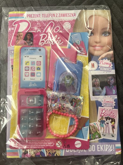Gazetka magazyn Barbie 6/2026 prezent: telefon z zawieszką