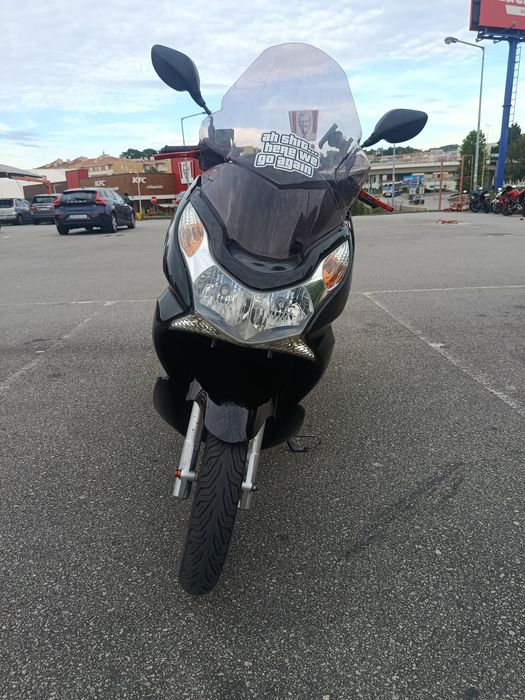 Honda PCX bom estado