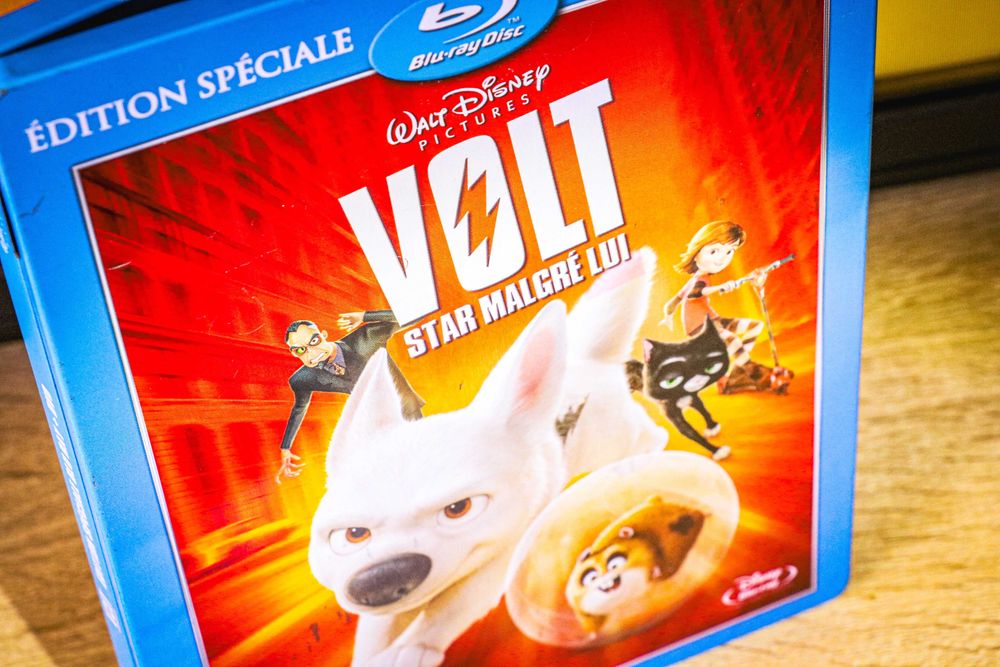 Bolt (Volt) (Virgin Exclusive Metalpak/Steelbook) [France] RARO!