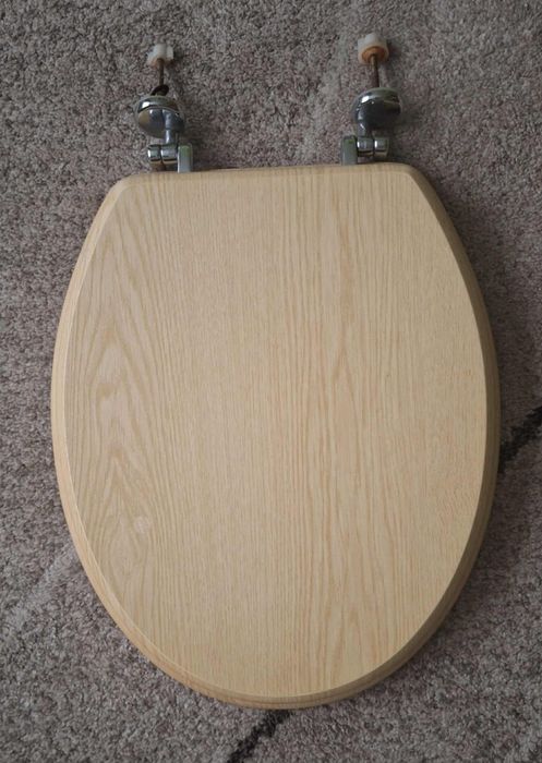 Drewniana deska sedesowa