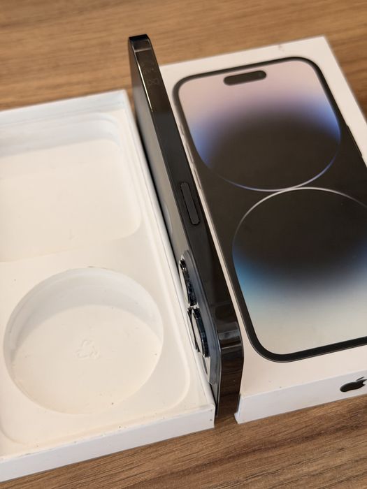 iPhone 14 Pro Czarny - Kondycja 97%, z pudełkiem