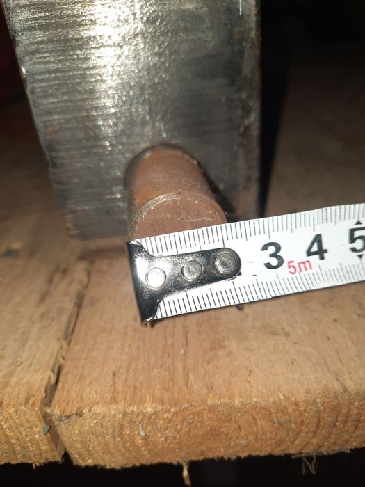 Ucho wywrotu z zawleczką bardzo nasywne