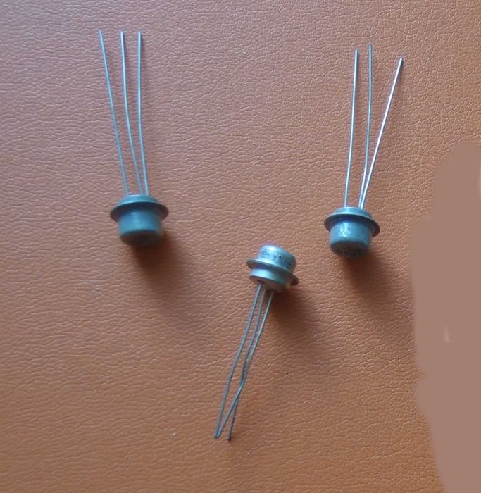 Тиристор КУ101Б,  транзистор П307В, П308 (1978-1981г.)