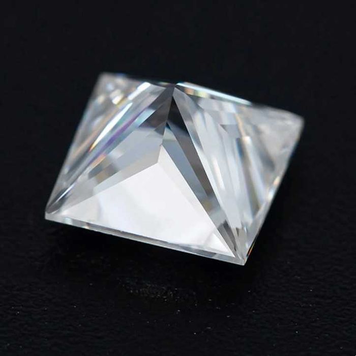 DiamentMoissanit Księżniczka7mmx7mm-2CT VVS1-D