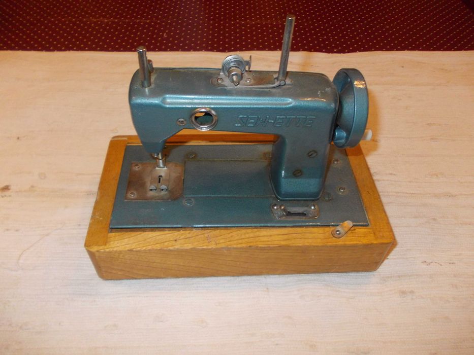 Colecção de Maquinas de costura Brinquedos