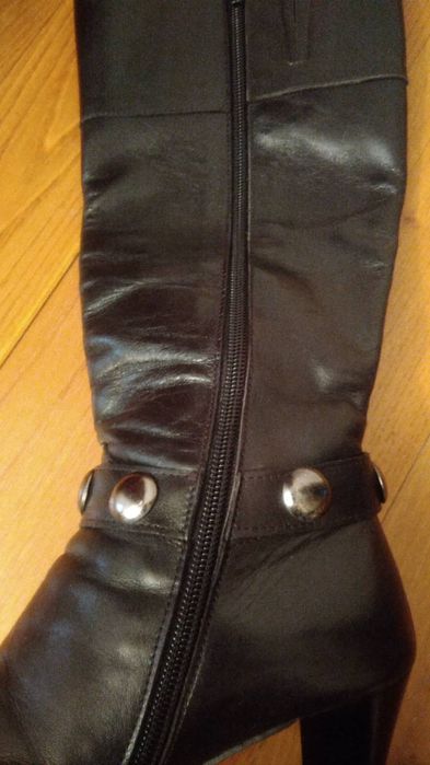 Botas em pele / High heel leather boots