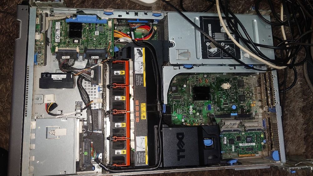 Server Dell Power Edge 2950 32GB Ram 2x Xeon e5450 3.00Ghz