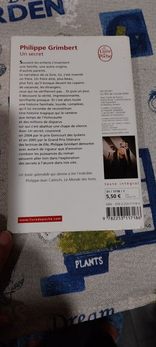 Un secret. Portes incluídos.