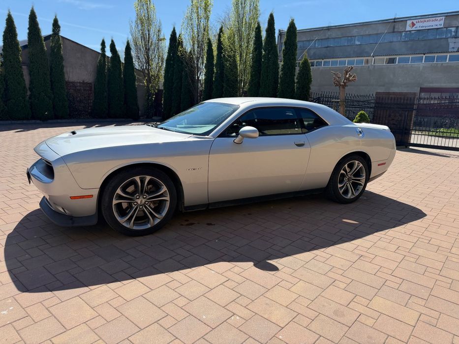 Dodge Challenger